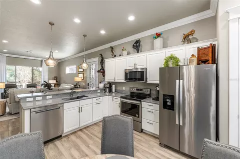 Kitchen - 9389 SW 14th Ave, Ocala, FL 34476 photo 5 of 5