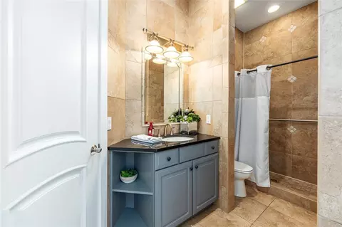 Bath - 9389 SW 14th Ave, Ocala, FL 34476 photo 5 of 6