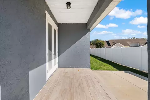 Exterior - 4765 SE 25th Loop, Ocala, FL 34480 photo 6 of 11