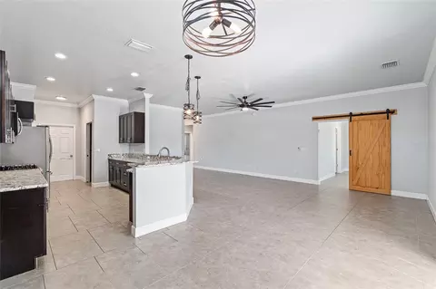 Living - 4765 SE 25th Loop, Ocala, FL 34480 photo 9 of 9