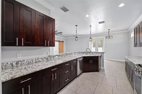 Kitchen - 4765 SE 25th Loop, Ocala, FL 34480 photo 6 of 6