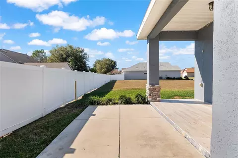 Exterior - 4765 SE 25th Loop, Ocala, FL 34480 photo 8 of 11
