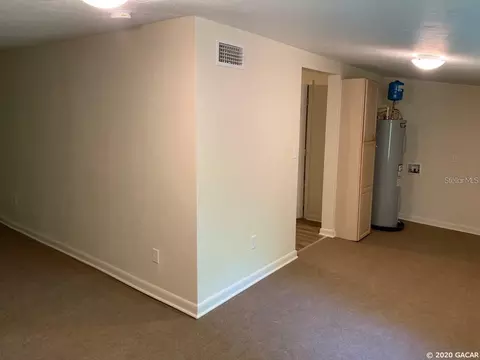 Living - 15-17 SE 2nd Ave, Williston, FL 32696 photo 3 of 5