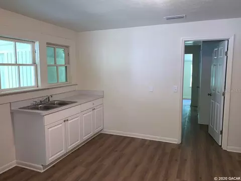 Entry Way - 15-17 SE 2nd Ave, Williston, FL 32696 photo 1 of 1