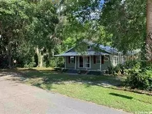 Exterior - 15-17 SE 2nd Ave, Williston, FL 32696 photo 2 of 8