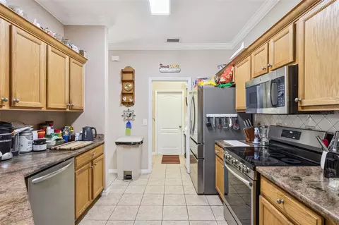 Kitchen - 9200 E Windwood Loop, Inverness, FL 34450 photo 1 of 3