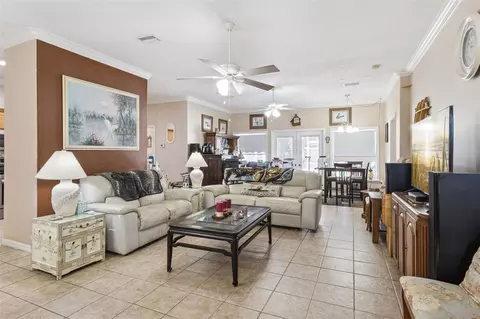Living - 9200 E Windwood Loop, Inverness, FL 34450 photo 2 of 3