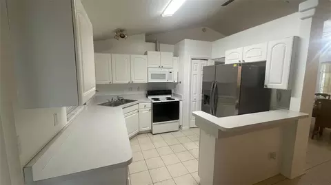 Kitchen - 32 Almond Dr, Ocala, FL 34472 photo 1 of 4