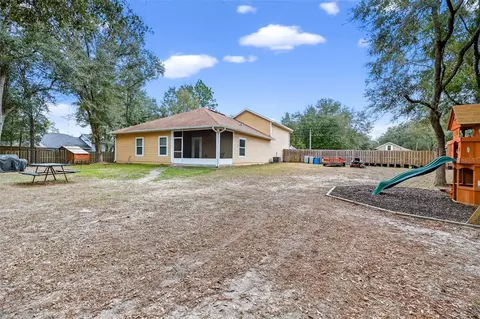 Exterior - 30 Deer Trail Cir, Bronson, FL 32621 photo 4 of 10