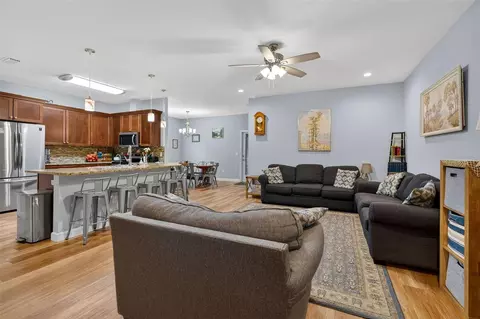 Living - 30 Deer Trail Cir, Bronson, FL 32621 photo 1 of 1