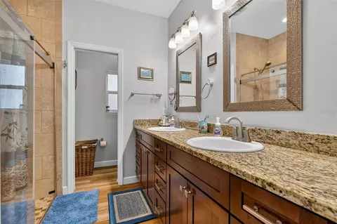 Bath - 30 Deer Trail Cir, Bronson, FL 32621 photo 3 of 4