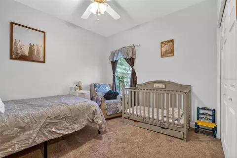 Bedroom - 30 Deer Trail Cir, Bronson, FL 32621 photo 3 of 8