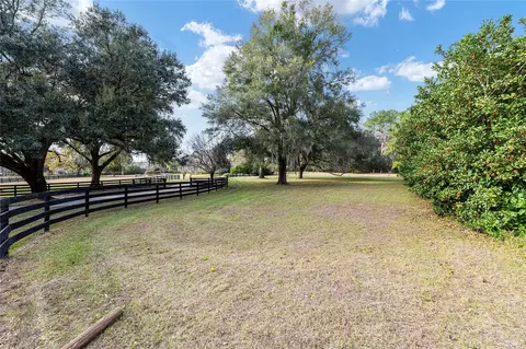 Exterior - 2150 SE 73 Loop, Ocala, FL 34480 photo 20 of 29