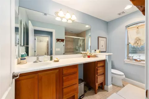 Bath - 2150 SE 73 Loop, Ocala, FL 34480 photo 6 of 7