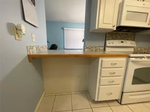 Kitchen - 625 Midway Dr #A, Ocala, FL 34472 photo 3 of 3