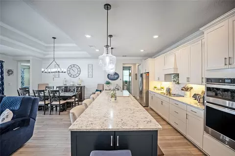 Kitchen - 9284 SW 56th Loop, Ocala, FL 34481 photo 5 of 9