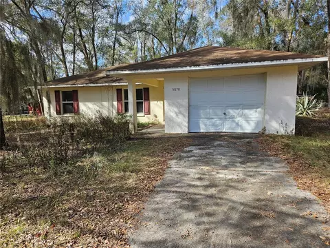 5870 SE 158th Ct, Ocklawaha, FL 32179