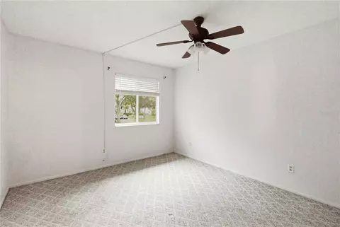 Bedroom - 521 Midway Dr #B, Ocala, FL 34472 photo 3 of 5