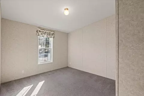 Bedroom - 1910 NE 155th Ct, Williston, FL 32696 photo 4 of 7