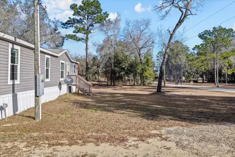 Exterior - 1910 NE 155th Ct, Williston, FL 32696 photo 10 of 11