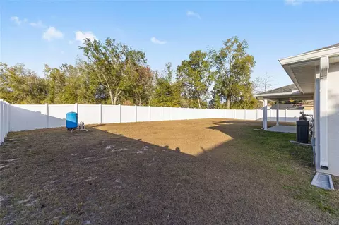 Exterior - 99 Pecan Dr, Ocala, FL 34472 photo 3 of 7