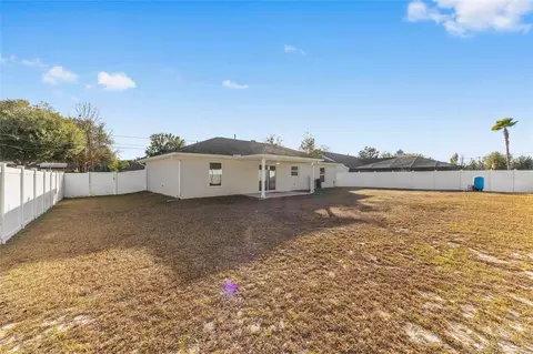 Exterior - 99 Pecan Dr, Ocala, FL 34472 photo 6 of 7