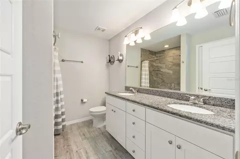 Bath - 99 Pecan Dr, Ocala, FL 34472 photo 1 of 3