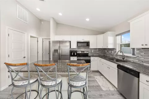 Kitchen - 99 Pecan Dr, Ocala, FL 34472 photo 2 of 5