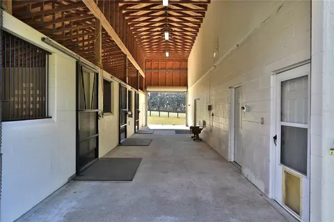 Entry Way - 9549 NW 80th Ave, Ocala, FL 34482 photo 2 of 4