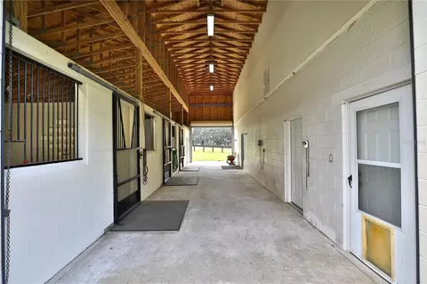Entry Way - 9549 NW 80th Ave, Ocala, FL 34482 photo 1 of 4