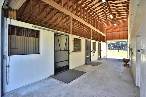Entry Way - 9549 NW 80th Ave, Ocala, FL 34482 photo 3 of 4