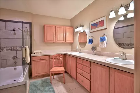 Bath - 9549 NW 80th Ave, Ocala, FL 34482 photo 3 of 3