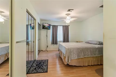 Bedroom - 4634 NW 35th St, Ocala, FL 34482 photo 1 of 5