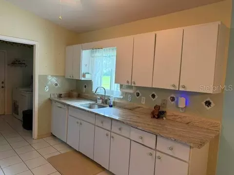 Kitchen - 4634 NW 35th St, Ocala, FL 34482 photo 2 of 6