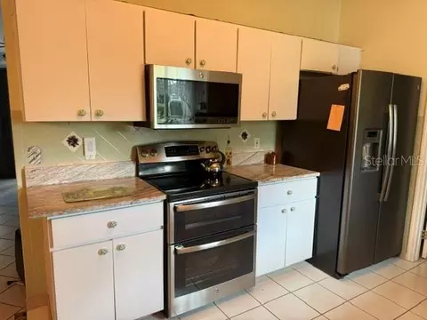 Kitchen - 4634 NW 35th St, Ocala, FL 34482 photo 6 of 6