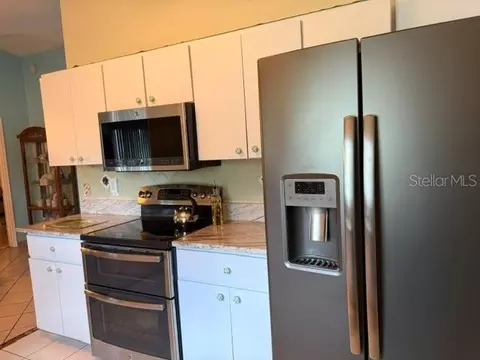 Kitchen - 4634 NW 35th St, Ocala, FL 34482 photo 4 of 6