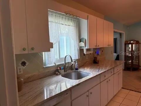 Kitchen - 4634 NW 35th St, Ocala, FL 34482 photo 3 of 6