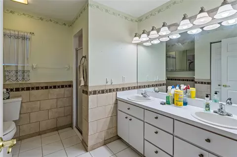 Bath - 4634 NW 35th St, Ocala, FL 34482 photo 1 of 4
