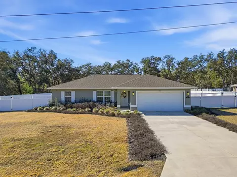 14 Fisher Way Trce, Ocklawaha, FL 32179