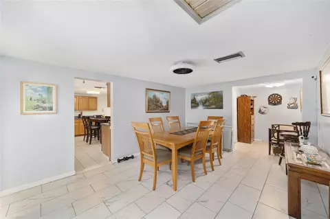 Dining - 7075 SE Highway 25a, Belleview, FL 34420 photo 1 of 3