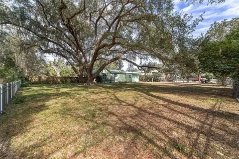 Exterior - 7075 SE Highway 25a, Belleview, FL 34420 photo 3 of 15