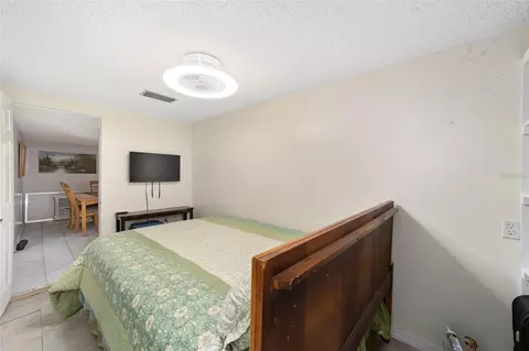 Bedroom - 7075 SE Highway 25a, Belleview, FL 34420 photo 4 of 4