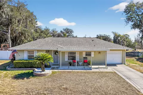 12905 SE 117th Ct, Ocklawaha, FL 32179