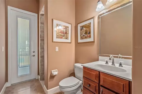 Bath - 12610 NW Gainesville Rd, Reddick, FL 32686 photo 5 of 8