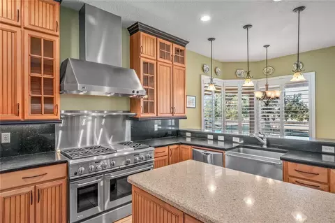 Kitchen - 12610 NW Gainesville Rd, Reddick, FL 32686 photo 2 of 4