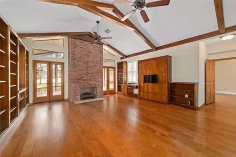 Living - 7939 SE 12th Cir, Ocala, FL 34480 photo 19 of 20