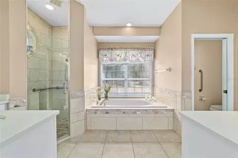 Bath - 7939 SE 12th Cir, Ocala, FL 34480 photo 1 of 6