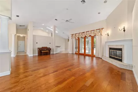 Living - 7939 SE 12th Cir, Ocala, FL 34480 photo 6 of 20