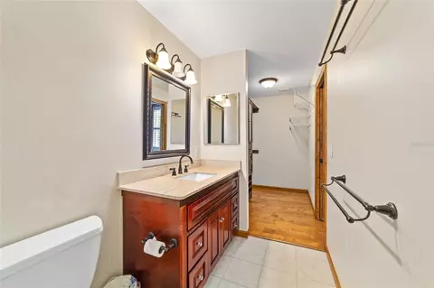 Bath - 7939 SE 12th Cir, Ocala, FL 34480 photo 6 of 6