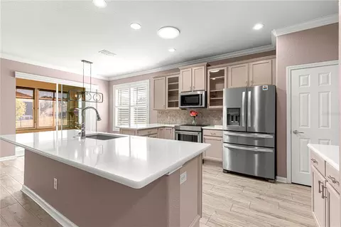 Kitchen - 9256 SW 66th Loop, Ocala, FL 34481 photo 3 of 5